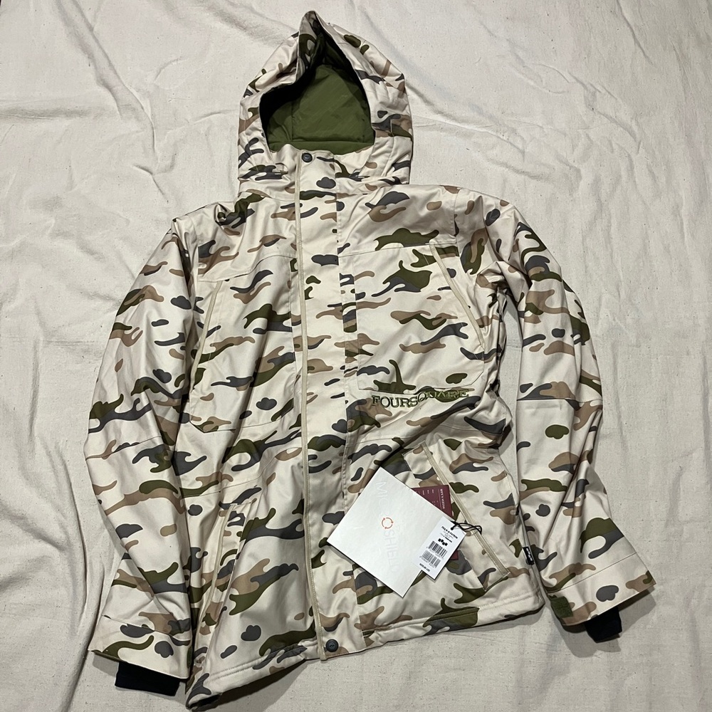 Vintage Four square snow jacket Camo